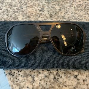 Burberry sunglasses